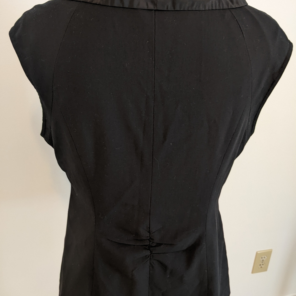 Cabi Sleeveless Jacket - Picture 8 of 8